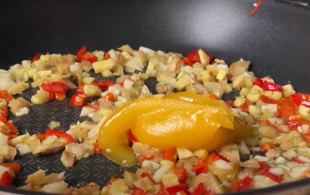 Паста по-азиатски с фаршем: рецепт простого блюда с интересным вкусом
